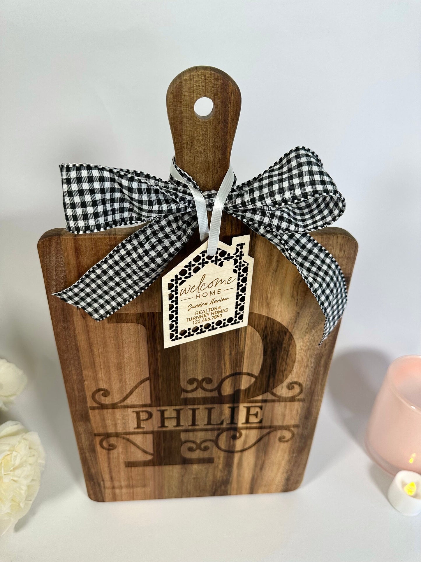 Personalized Monogram Cutting Board and Tag, Custom Charcuterie Board, Custom Housewarming Real Estate Agent Gift, Monogram Wedding Gift