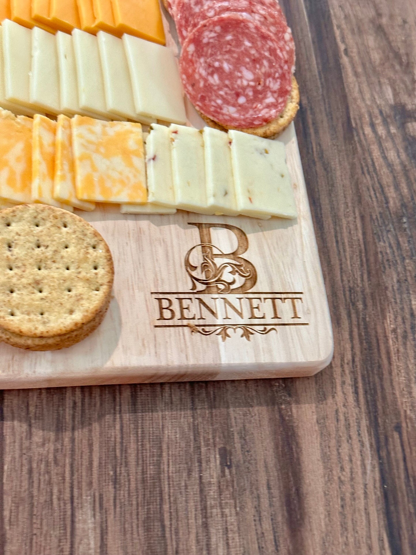 Personalized Monogram Charcuterie Serving Board, Custom Initial Cutting Board, Custom Housewarming Gift, Customized Wedding Gift