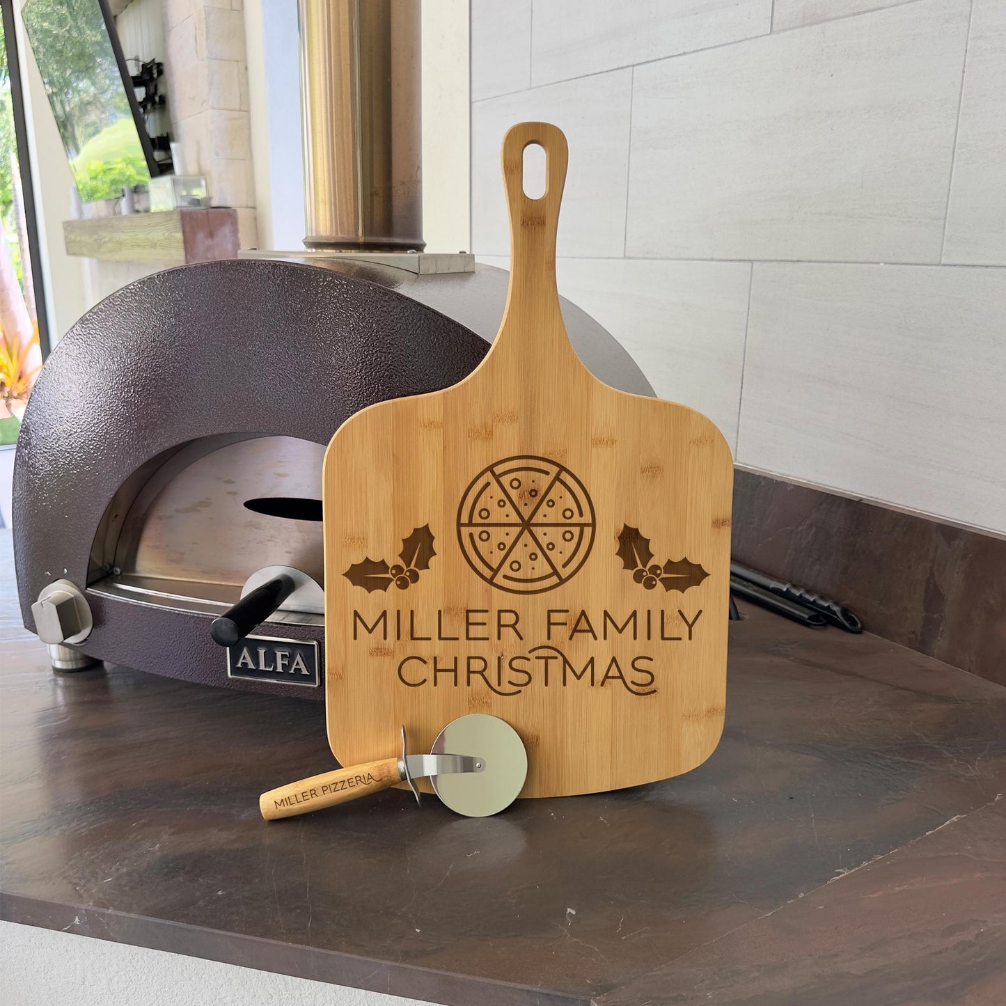 Custom Christmas Pizza Board and Pizza Cutter